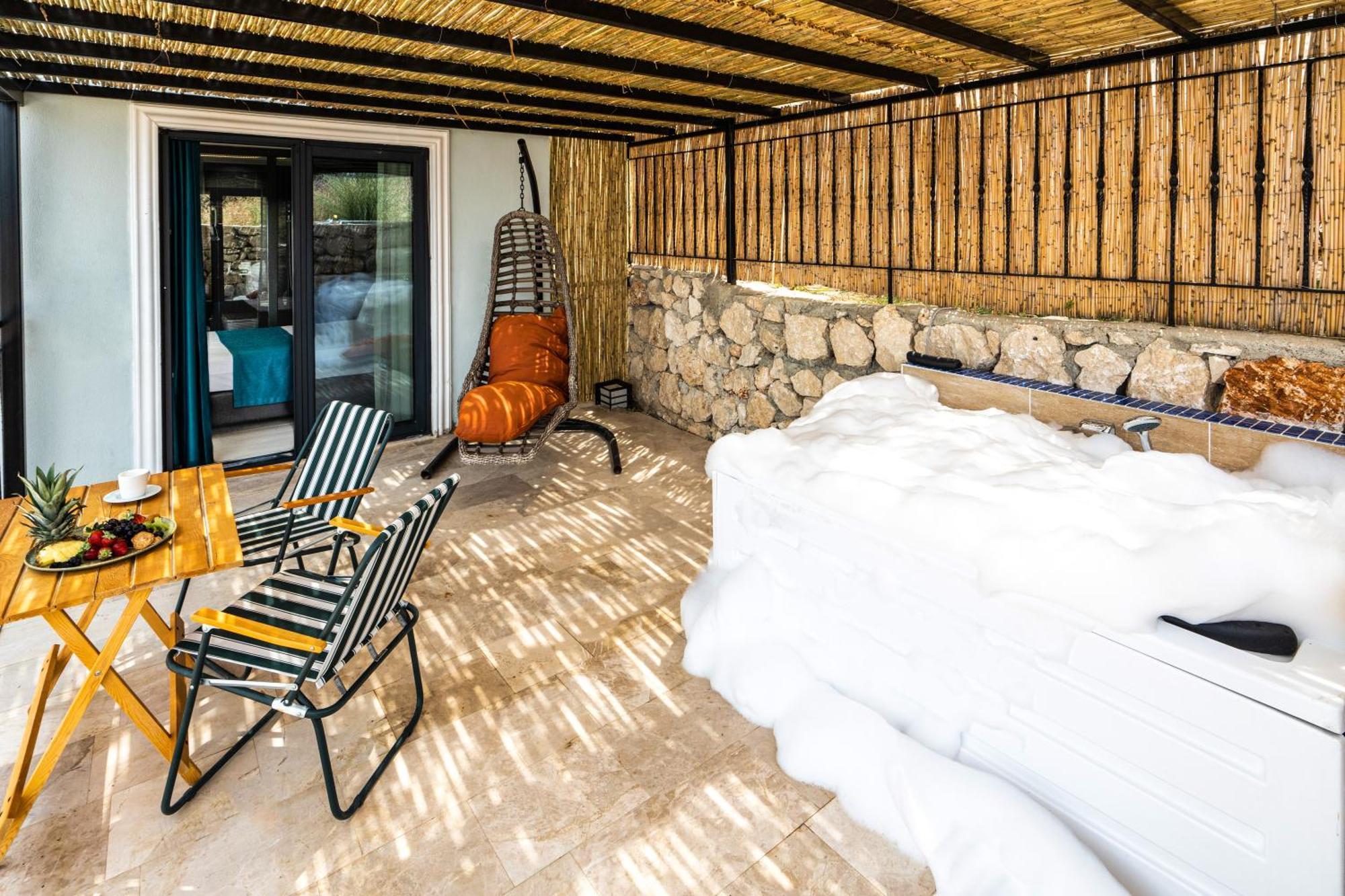 Guemues Yazar Hotel Kaş Habitación foto